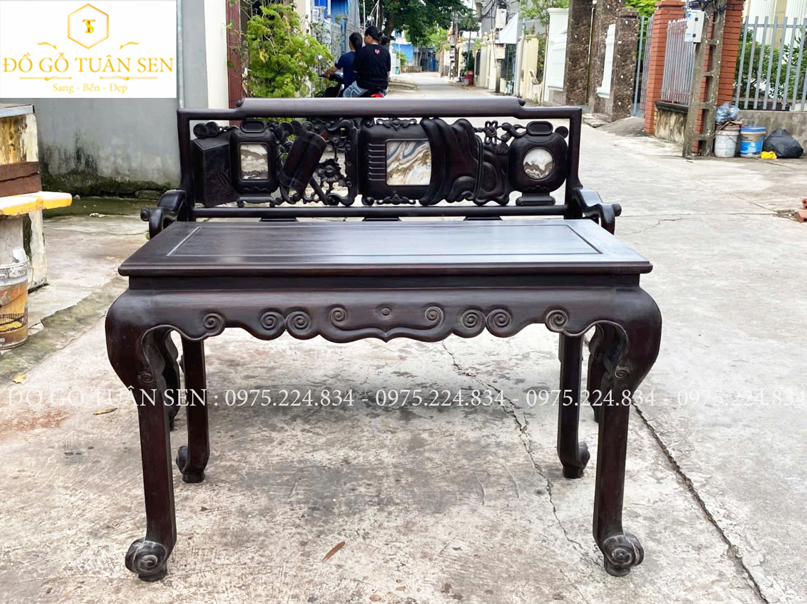 Hình ảnh bộ bàn ghế trường kỷ tam sơn gỗ gụ 